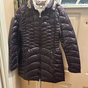Laundry by Shelli Segal Great condition Deep Purple Puffer coat